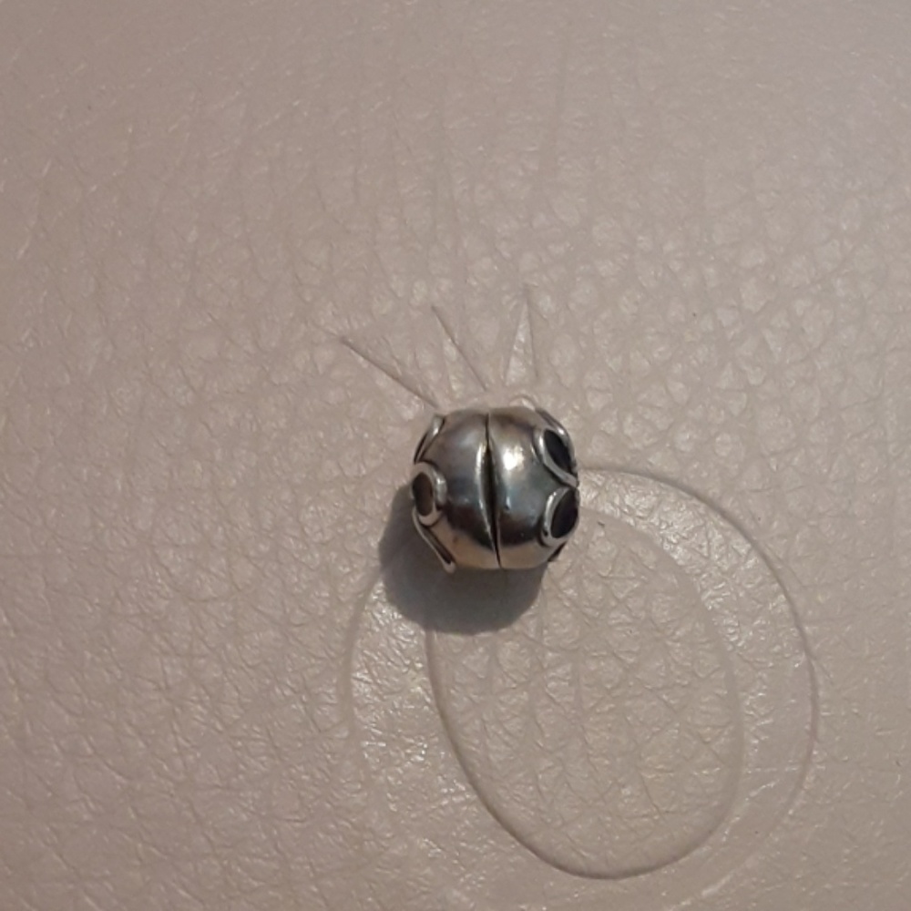 Authentic Pandora Charm! - Picture 5 of 6